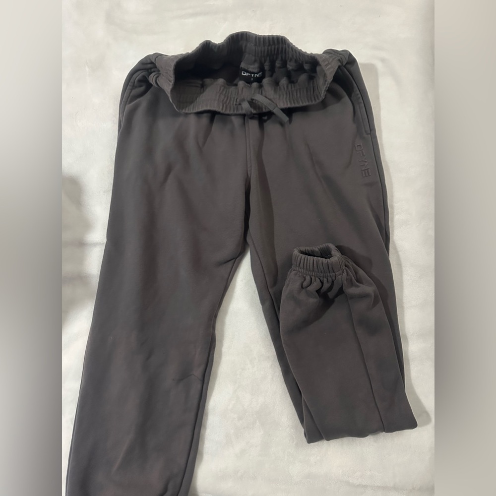 DFYNE mid weight joggers size S